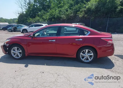 2015 Nissan Altima 2.5 Sv из США, поврежденный, VIN 1N4AL3AP1FC212461